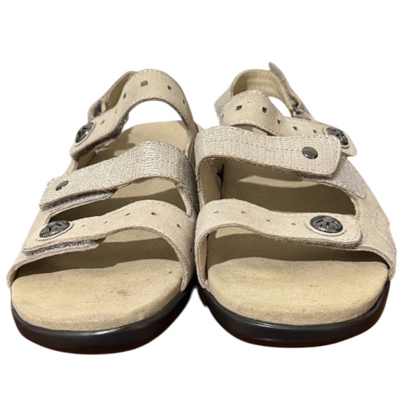 Aravon Women's Power Comfort Three Strap Heeled Tan Sandal Sz 7 - Picture 8 of 12